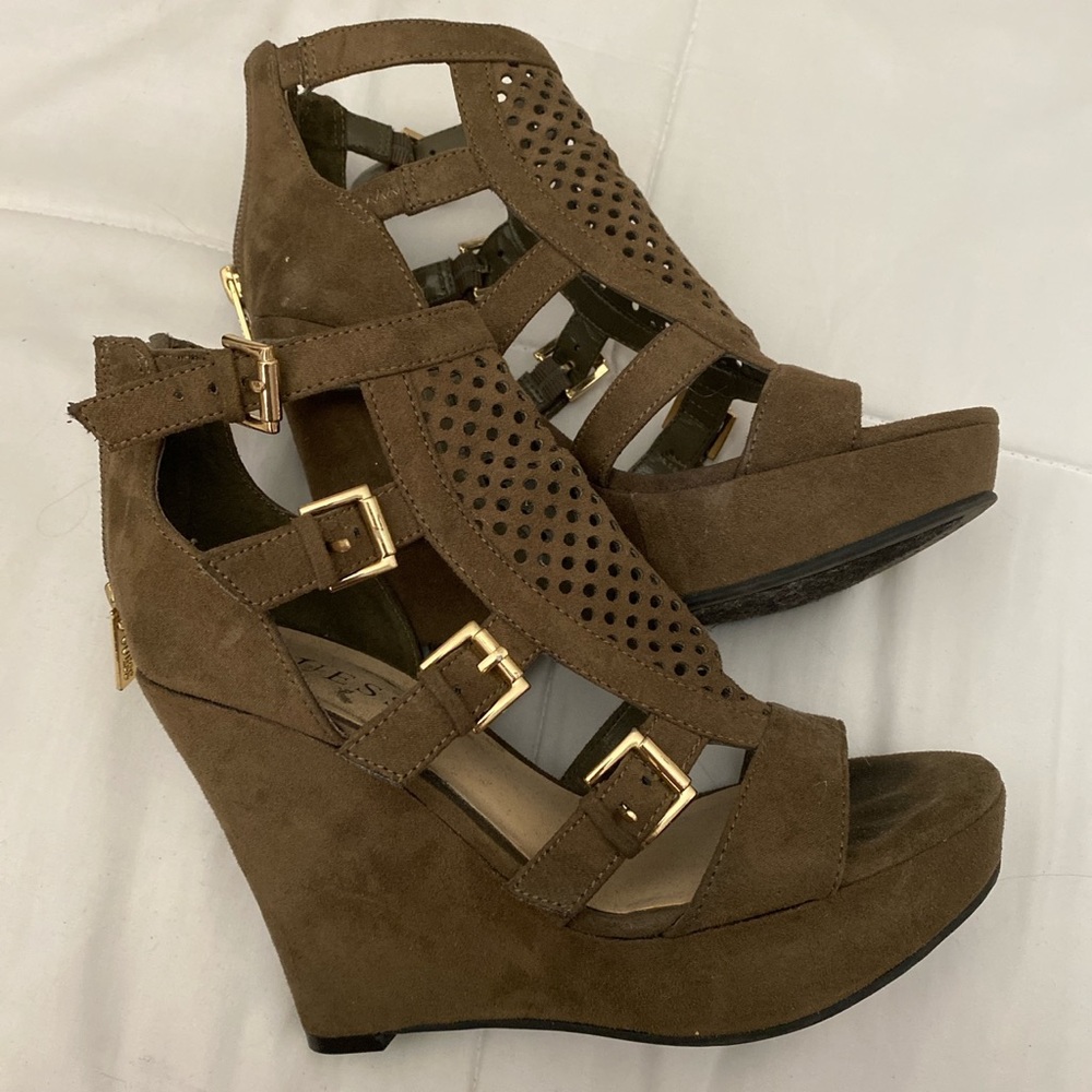 Guess Wedges size 5.5
